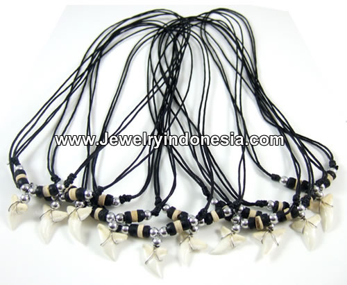 Shark Tooth Necklaces Wholesale from Bali Indonesia Shark Tooth Fashion Jewelry and accessories