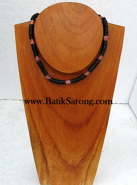 WOOD BEADS NECKLACES INDONESIA