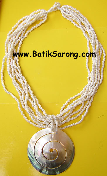 MOP SHELL NECKLACE