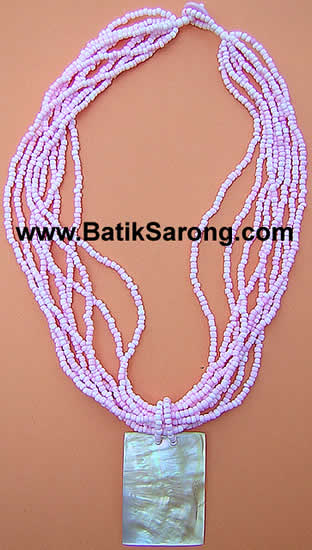 Mother of pearl shell necklace with beads