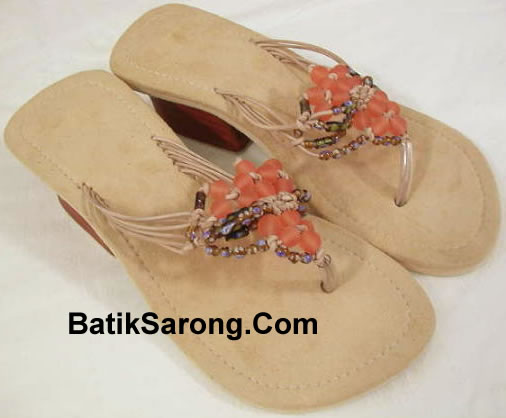 SUPPLIER BEADED SLIPPERS