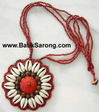 COWRIE SHELLS NECKLACES INDONESIA